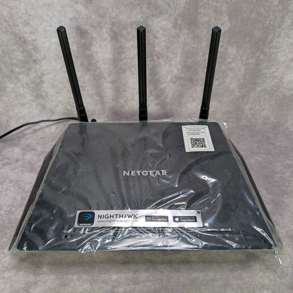 NETGEAR Nighthawk AC1750 Smart WiFi Router R6700v3 Dual Band